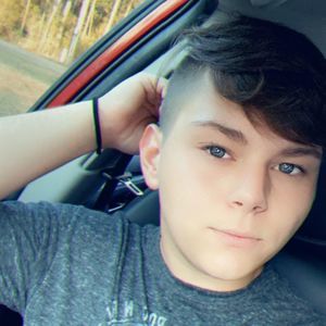 Meet your Posher, Jonathan